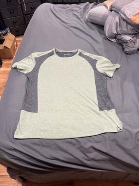 Under Armour HeatGear Run Fitted Colorblock Performance T-Shirt XL